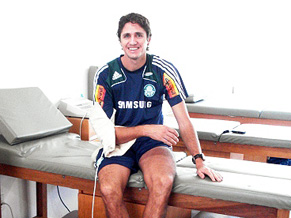 Edmilson - Fisioterapia no Palmeiras